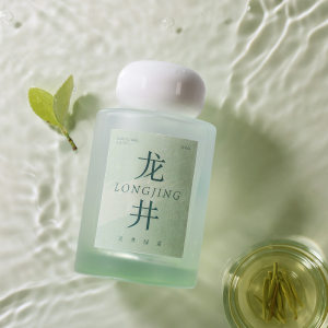 Japanese quality tea ceremony fireless aromatherapy lasting fragrance fresh light fragrance simple bedroom living room decoration toilet deodorization 
Japanese quality tea ceremony fireless aromatherapy lasting fragrance fresh light fragrance simple bedroom living room decoration toilet deodorization