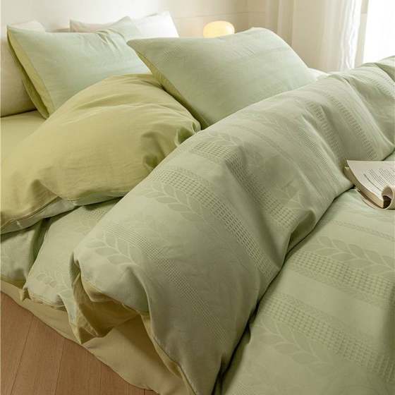 Simple style Class A 100 long-staple cotton jacquard four-piece set of pure cotton naked sleeping sheets, quilt cover, fitted sheet, bedding 
Simple style Class A 100 long-staple cotton jacquard four-piece set of pure cotton naked sleeping sheets, quilt cover, fitted sheet, bedding