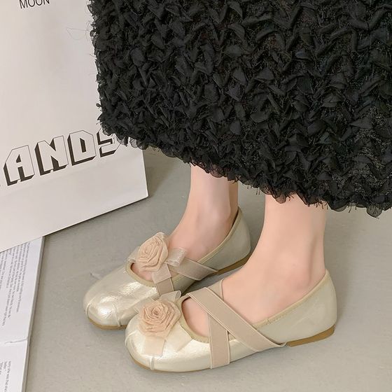 Quick-haired retro gentle fairy style shallow mouth single shoes 2025 new high-end Mary Jane shoes with skirt ballet shoes
Quick-haired retro gentle fairy style shallow mouth single shoes 2025 new high-end Mary Jane shoes with skirt ballet shoes