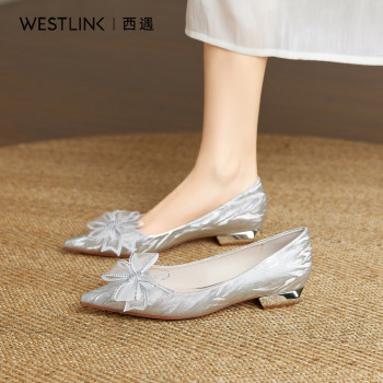 Xiyu official flagship store temperament high-end low-heeled shoes 
Xiyu official flagship store temperament high-end low-heeled shoes