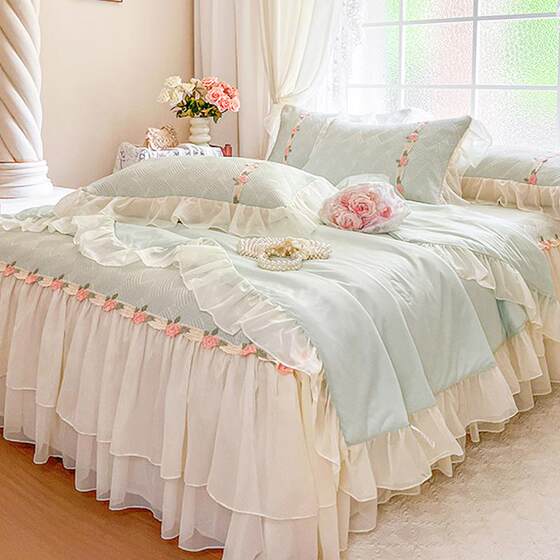 Summer Class A Ice Silk Cool Mat Four-piece Set Three-piece Set Lace Bed Skirt Icelandic Cool Silk Machine-washed Air Conditioning Soft Mat Summer Class A Ice Silk Cool Mat Four-piece Set Three-piece Set Lace Bed Skirt Icelandic Cool Silk Machine-washed Air Conditioning Soft Mat