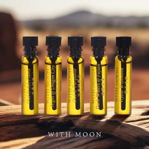 WITHMOON Silk Road Agarwood Series 1ml Sample 
WITHMOON Silk Road Agarwood Series 1ml Sample