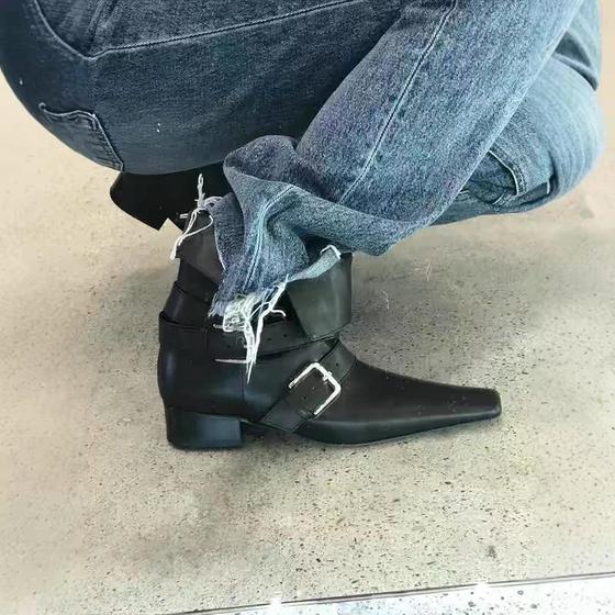 Short boots niche boots flipped Korea 2025 foldable fashion square toe ins Martin boots women's belt buckle new French style
Short boots niche boots flipped Korea 2025 foldable fashion square toe ins Martin boots women's belt buckle new French style