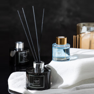 Radisson 120ML fireless aromatherapy indoor toilet diffuser air fresh bedroom fragrance ornaments 
Radisson 120ML fireless aromatherapy indoor toilet diffuser air fresh bedroom fragrance ornaments