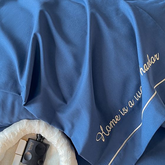 Class A cotton 100 embroidered grinding thickened three-piece set solid color simple 2.0m sheet and quilt cover four-piece set
Class A cotton 100 embroidered grinding thickened three-piece set solid color simple 2.0m sheet and quilt cover four-piece set