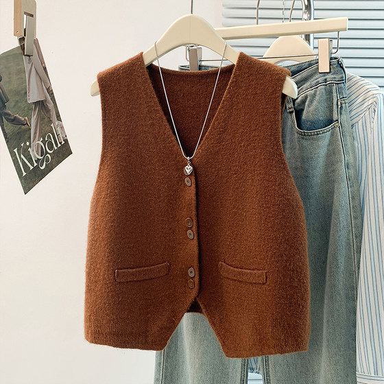 Real photos of spot high-end knitted vest women's French temperament simple and fashionable suit vest layered with outer top Real photos of spot high-end knitted vest women's French temperament simple and fashionable suit vest layered with outer top