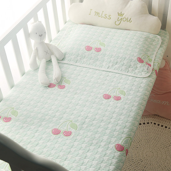 Class A pure cotton thickened baby newborn bed sheet sweat-absorbent and breathable kindergarten spring, summer, autumn and winter baby air conditioning
Class A pure cotton thickened baby newborn bed sheet sweat-absorbent and breathable kindergarten spring, summer, autumn and winter baby air conditioning