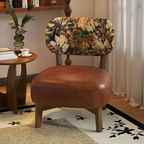 Home solid wood sofa chair retro style backrest chair rotatable shoe swing stool balcony bedroom single casual swivel chair
Home solid wood sofa chair retro style backrest chair rotatable shoe swing stool balcony bedroom single casual swivel chair