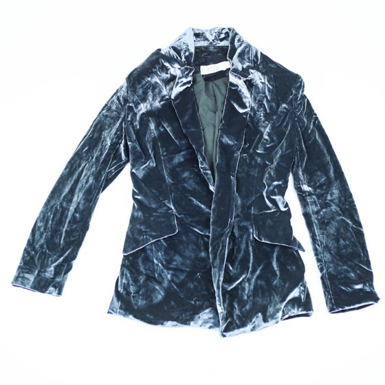Micro-defective original single women's spring and autumn velvet blazer
Micro-defective original single women's spring and autumn velvet blazer