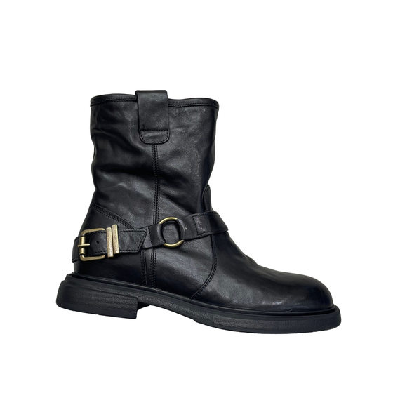 CHEN 2025 autumn and winter new retro old washing cowhide fashion boots for women's leather sole
CHEN 2025 autumn and winter new retro old washing cowhide fashion boots for women's leather sole