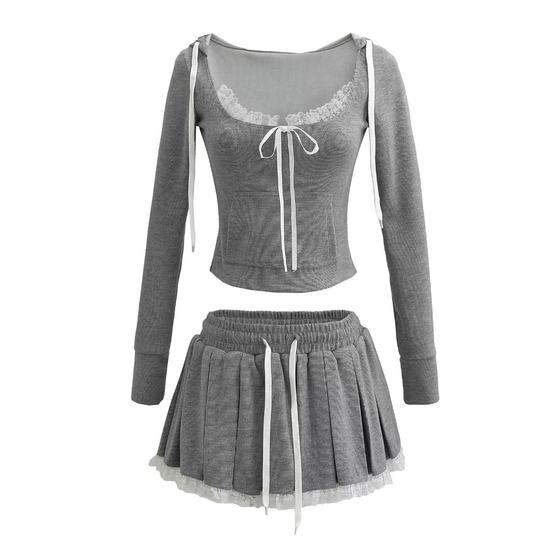 European and American autumn fashion new women's lace knitted hooded top + elastic waist mini skirt pants
European and American autumn fashion new women's lace knitted hooded top + elastic waist mini skirt pants