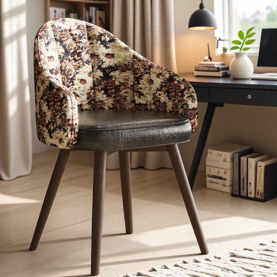 Makeup stool household solid wood chair medieval style dressing chair high-end sense rotatable bedroom dressing table makeup chair
Makeup stool household solid wood chair medieval style dressing chair high-end sense rotatable bedroom dressing table makeup chair