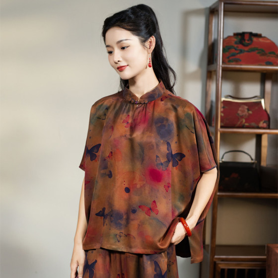 Chinese classic Tang costumes Flower Flower Dai Jiao True Sima Silk Fragrant Cloudy Sales high -end retro Chinese shawl -style summer
Chinese classic Tang costumes Flower Flower Dai Jiao True Sima Silk Fragrant Cloudy Sales high -end retro Chinese shawl -style summer