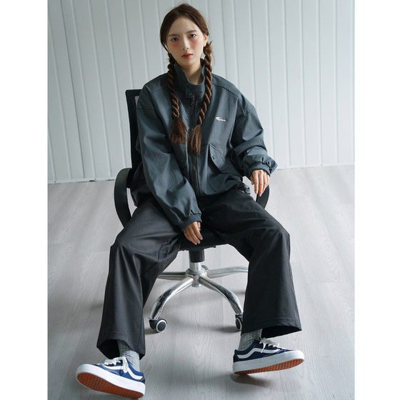 NBN sweet and cool girls autumn jacket stand collar Bath style couple work jacket loose cleanfit top trendy
NBN sweet and cool girls autumn jacket stand collar Bath style couple work jacket loose cleanfit top trendy