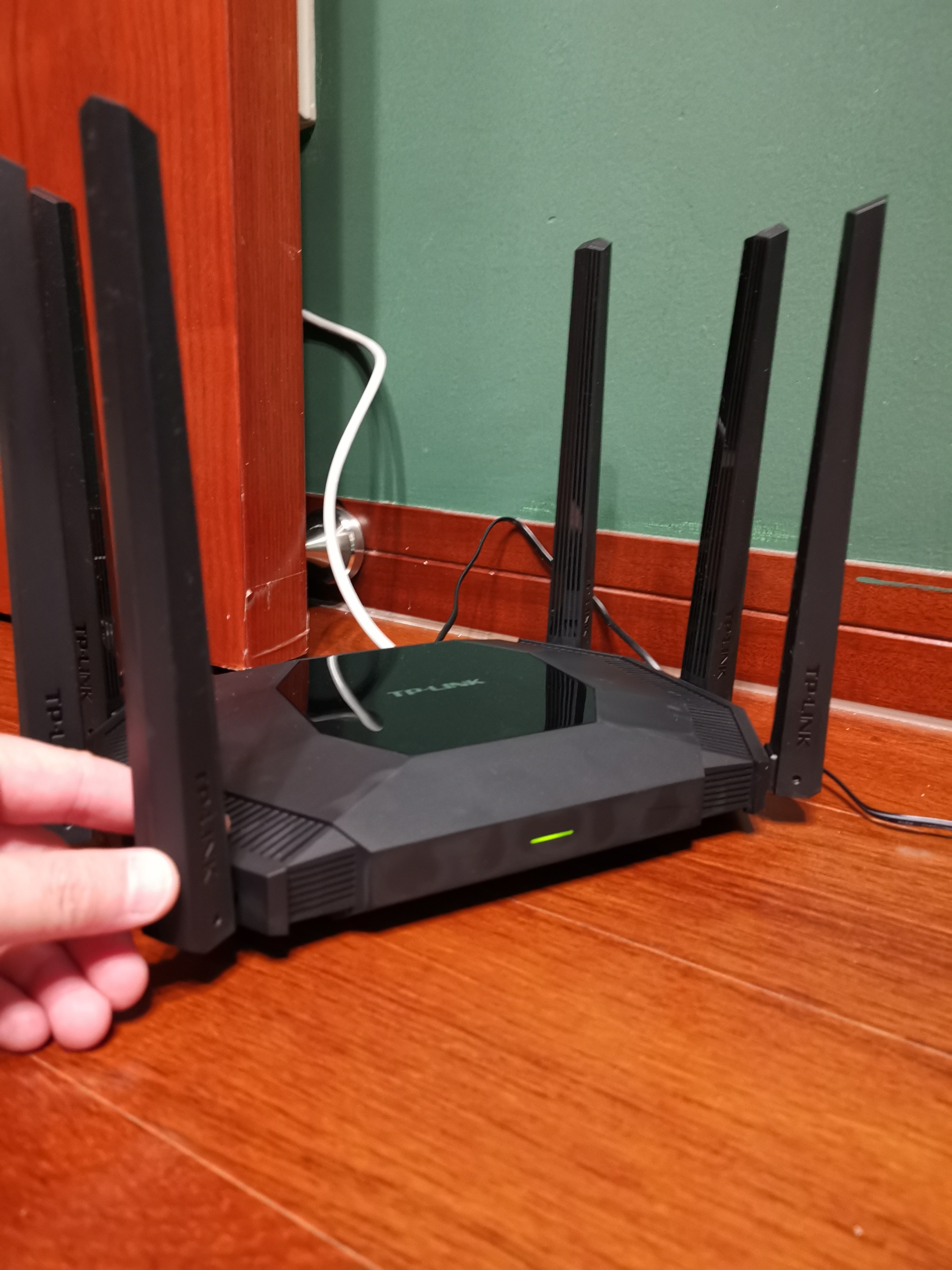 TP-LINK 双频千兆无线路由器 TP-LINK 双频千兆无线路由器