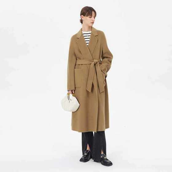 2025 Winter Fashion Waist-Close Maillard 100% Wool Coat for Women's Winter Double-Side Woolen Mid-Length Woolen Jacket
2025 Winter Fashion Waist-Close Maillard 100% Wool Coat for Women's Winter Double-Side Woolen Mid-Length Woolen Jacket