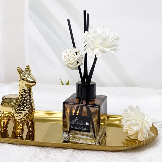 Aromatherapy home bathroom deodorizing bedroom living room air freshener toilet odor long-lasting hotel fragrance 
Aromatherapy home bathroom deodorizing bedroom living room air freshener toilet odor long-lasting hotel fragrance