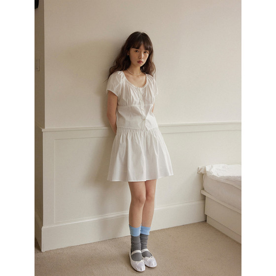 Sonders real cotton and linen blended two -color lanterns similar to stitching small shirts/high waist gravites.
Sonders real cotton and linen blended two -color lanterns similar to stitching small shirts/high waist gravites.