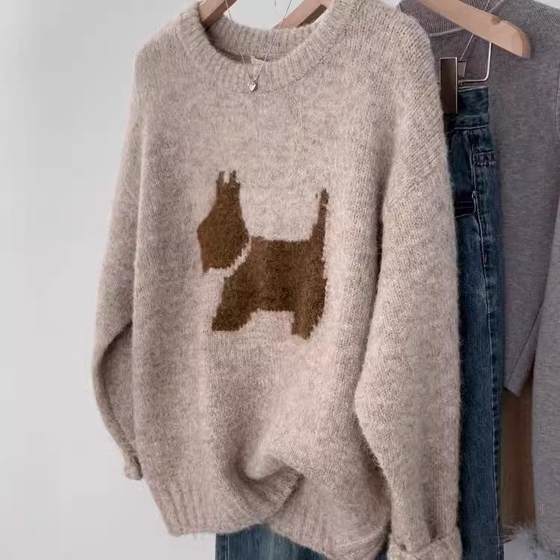 Lazy style loose pullover sweater for women in autumn and winter thickened outerwear 2024 new hot short knitted sweater top
Lazy style loose pullover sweater for women in autumn and winter thickened outerwear 2024 new hot short knitted sweater top