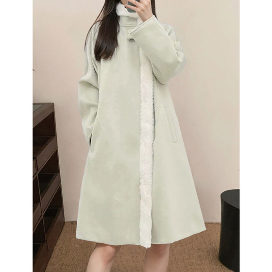 2025 new autumn and winter fashion woolen coat mid-length high-end Republic of China style woolen coat for women
2025 new autumn and winter fashion woolen coat mid-length high-end Republic of China style woolen coat for women
