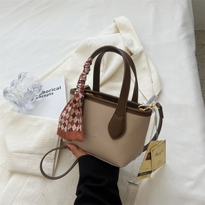 Super popular small bag women's 2025 new summer niche portable vegetable basket bag, fashionable and versatile single shoulder crossbody bag 
Super popular small bag women's 2025 new summer niche portable vegetable basket bag, fashionable and versatile single shoulder crossbody bag