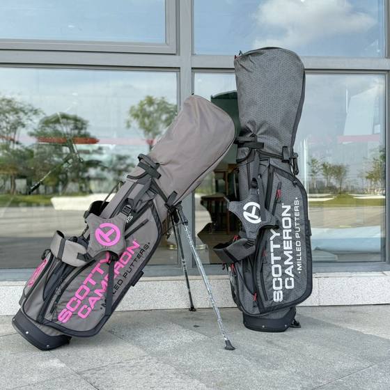 New golf stand bag for men and women lightweight waterproof golf bag nylon fabric portable ball bag
New golf stand bag for men and women lightweight waterproof golf bag nylon fabric portable ball bag