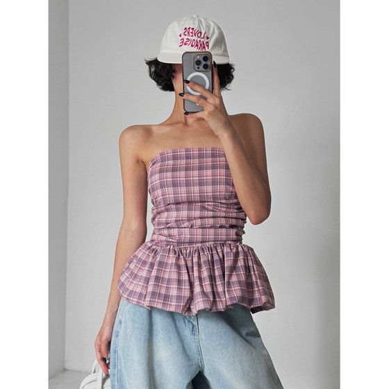 Guigui's authentic Korean Diandong Gate 25 summer girl plaid contrast color waisted ruffled hem strapless vest
Guigui's authentic Korean Diandong Gate 25 summer girl plaid contrast color waisted ruffled hem strapless vest