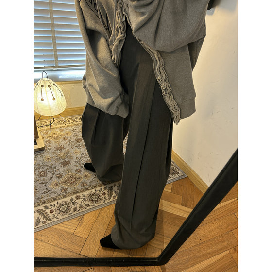 Guiguijia Genuine Korean Diandong Gate, high waist, huge slim and wrinkled suit, wide-leg sports pants, can be closed
Guiguijia Genuine Korean Diandong Gate, high waist, huge slim and wrinkled suit, wide-leg sports pants, can be closed