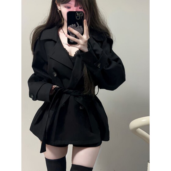 French short black trench coat for women in autumn 2025 new Korean waist-closed double-breasted high-end jacket
French short black trench coat for women in autumn 2025 new Korean waist-closed double-breasted high-end jacket