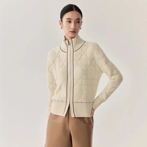2025 autumn and winter new product wool diamond zipper sweater thickened slim jacket elegant and slim knitted sweater
2025 autumn and winter new product wool diamond zipper sweater thickened slim jacket elegant and slim knitted sweater
