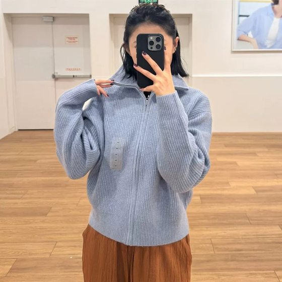 Daily single women's souffle zipper knitted cardigan/sweater sweater jacket 25 new loose jacket 480490
Daily single women's souffle zipper knitted cardigan/sweater sweater jacket 25 new loose jacket 480490