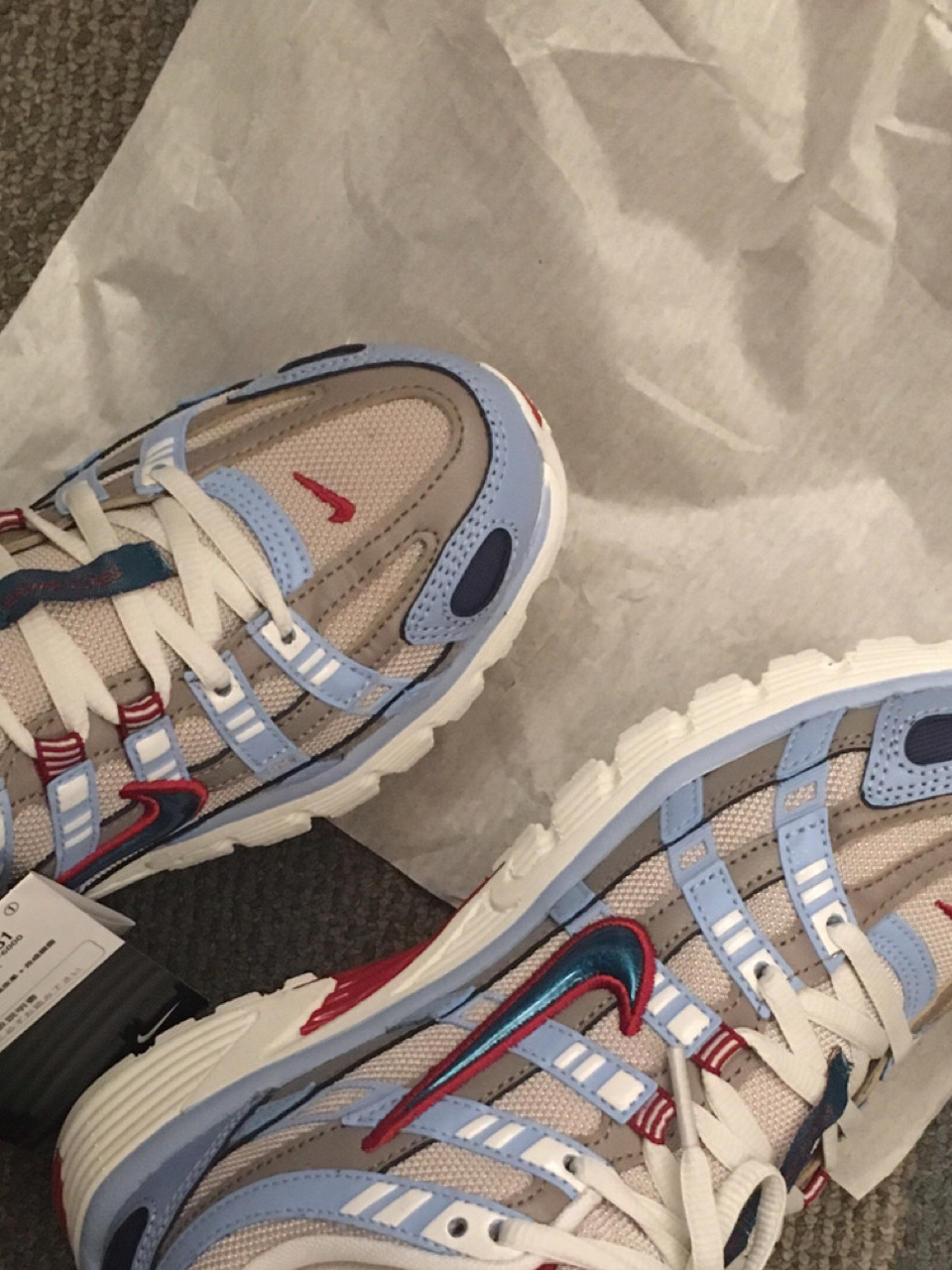 NIKE P6000复古粉蓝老爹鞋 NIKE P6000复古粉蓝老爹鞋