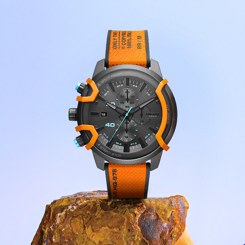 Diesel Men's Quartz Watch DZ4562 Sporty Contrast Dial