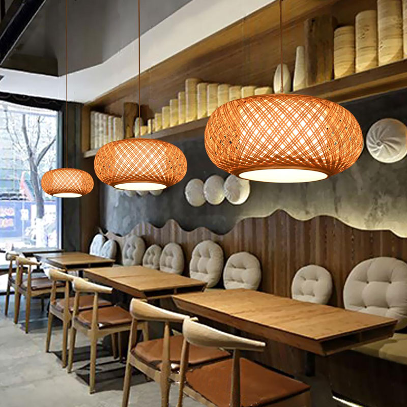 Forest ＆  ランタンシェードシャンデリア　38灯タイプ Forest ＆ Island ランタンシェードシャンデリア 38灯タイプ 新しい