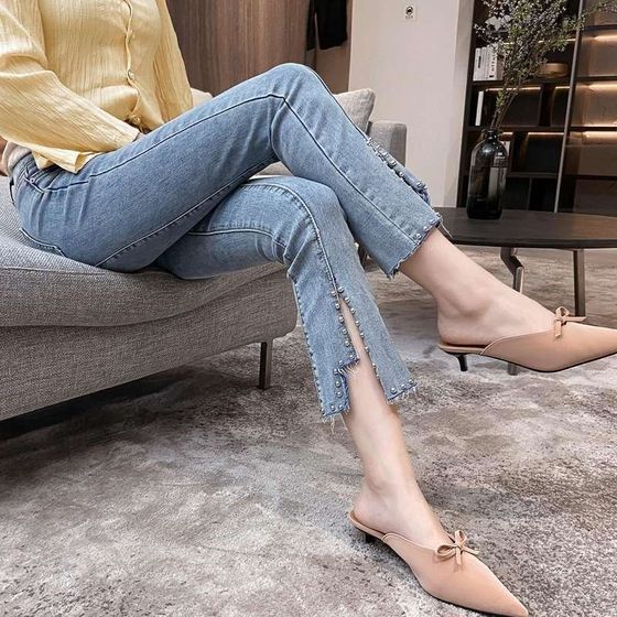 2023 autumn and winter new K-style light-colored jeans for small people with high waist slim slit nine-point flared pants
2023 autumn and winter new K-style light-colored jeans for small people with high waist slim slit nine-point flared pants