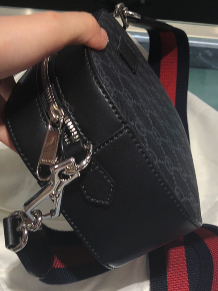 Gucci 双G印花帆布相机包 Gucci 双G印花帆布相机包
