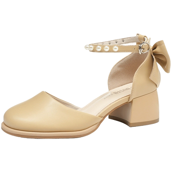 Hollow sandals sweet and fashionable square heel Hollow sandals sweet and fashionable square heel