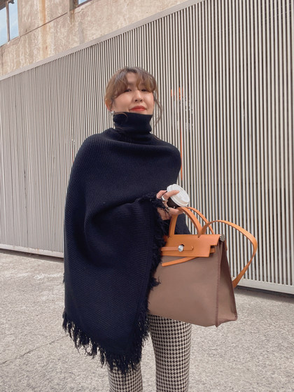 KOGIRL Fashionable Outgoing Street Lazy Style High necked Tassel Thickened Pullover Sweater Autumn/Winter Shawl Cloak Layered Outer Tower KOGIRL Fashionable Outgoing Street Lazy Style High necked Tassel Thickened Pullover Sweater Autumn/Winter Shawl Cloak Layered Outer Tower