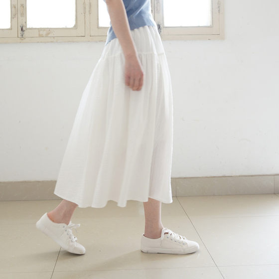 New Dark -pattern cream white cotton cloth skirt female summer mid -length skirt commutes, vicentssen system
New Dark -pattern cream white cotton cloth skirt female summer mid -length skirt commutes, vicentssen system