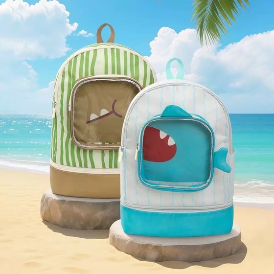 Children's swimming bag waterproof special dry and wet separation beach beach girl baby boy swimsuit equipment storage bag
Children's swimming bag waterproof special dry and wet separation beach beach girl baby boy swimsuit equipment storage bag
