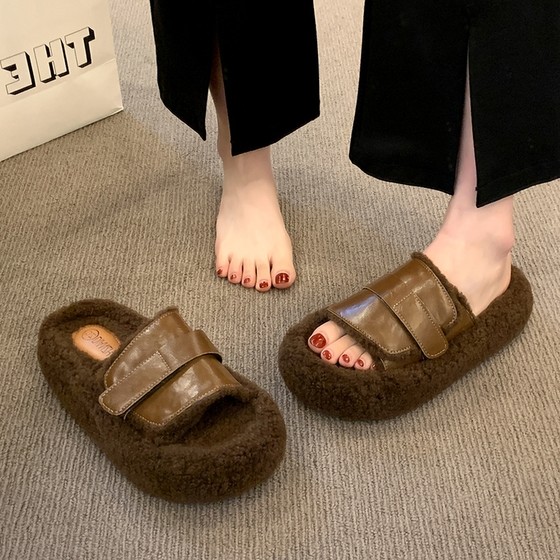 Internet celebrity super hot lamb curly fur thick-soled slippers for women wearing autumn and winter 2025 new casual fur shoes
Internet celebrity super hot lamb curly fur thick-soled slippers for women wearing autumn and winter 2025 new casual fur shoes