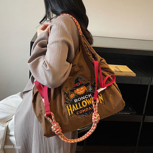 Halloween Pumpkin Shoulder Bag Women's Bag Embroidered Bag Large Capacity Nylon Crossbody Foldable Portable Handbag 
Halloween Pumpkin Shoulder Bag Women's Bag Embroidered Bag Large Capacity Nylon Crossbody Foldable Portable Handbag