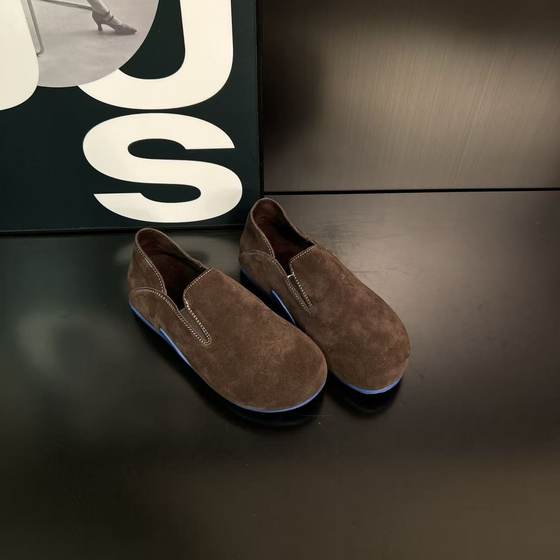 Women's 2025 autumn new retro versatile one-piece lazy single shoes casual flat bean shoes Women's 2025 autumn new retro versatile one-piece lazy single shoes casual flat bean shoes
