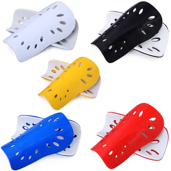 Manufacturer direct supply football leg guard plate multi-hole insertion plate breathable calf knee guard plate martial arts roller skating sports protective gear
Manufacturer direct supply football leg guard plate multi-hole insertion plate breathable calf knee guard plate martial arts roller skating sports protective gear