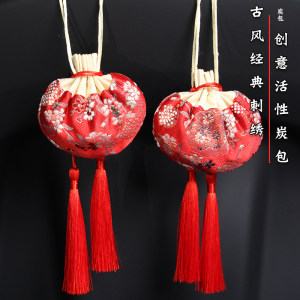 Car activated carbon package double tassel hanging accessories Car car charter new car odor removal formaldehyde aromatherapy products 
Car activated carbon package double tassel hanging accessories Car car charter new car odor removal formaldehyde aromatherapy products