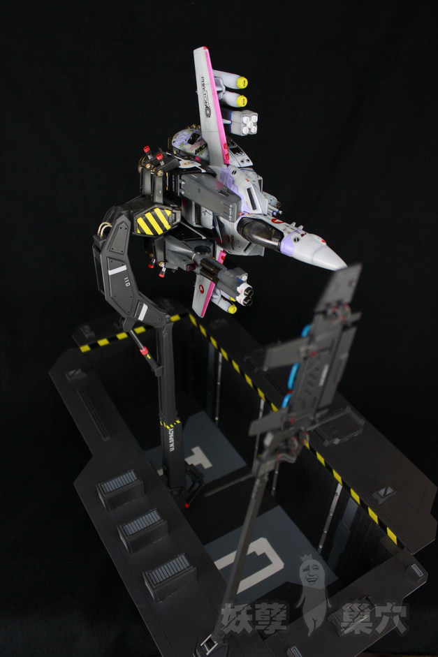«Роботек» (Robotech) yamato 1/60 vf-1 完结纪念展示