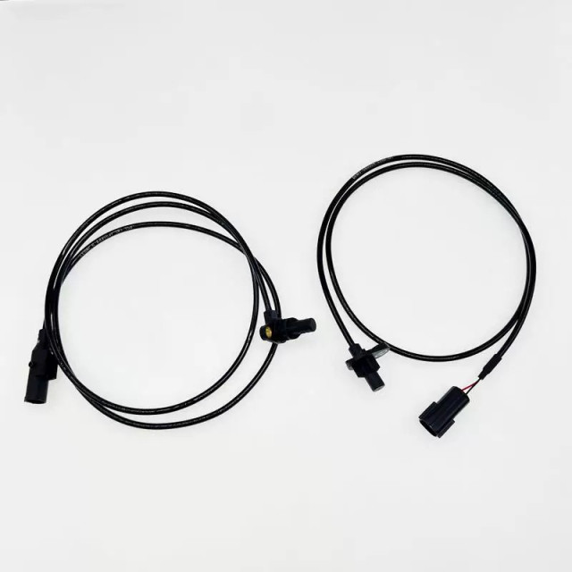 Race 600RR Chasing 600 front wheel rear wheel ABS wheel speed sensor QJ600GS-3A/3B speed sensing line Race 600RR Chasing 600 front wheel rear wheel ABS wheel speed sensor QJ600GS-3A/3B speed sensing line