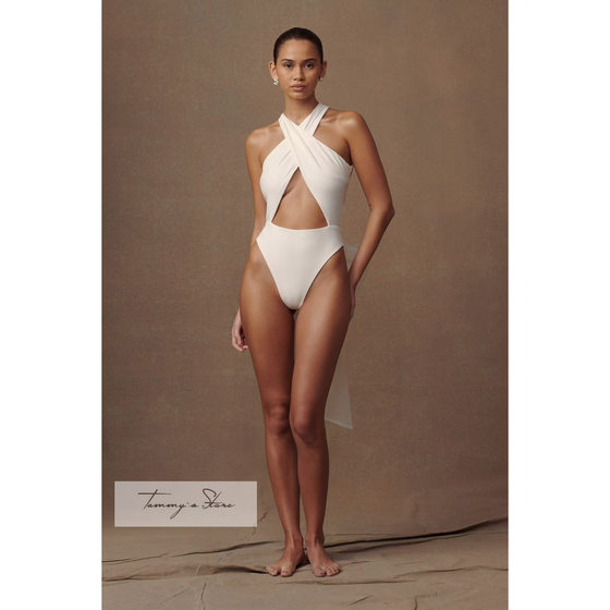 Tami Home M*SHK1 solid color cross-waisted one-piece top swimsuit, missing accessories defective products C1-3
Tami Home M*SHK1 solid color cross-waisted one-piece top swimsuit, missing accessories defective products C1-3