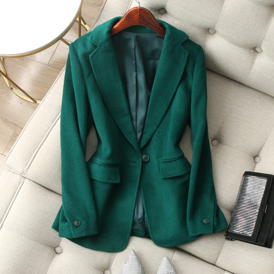 The knock is amazing and white! Retro grandmother green slim -buckle high content wool woolen suits Winning jacket Winter girl new
The knock is amazing and white! Retro grandmother green slim -buckle high content wool woolen suits Winning jacket Winter girl new