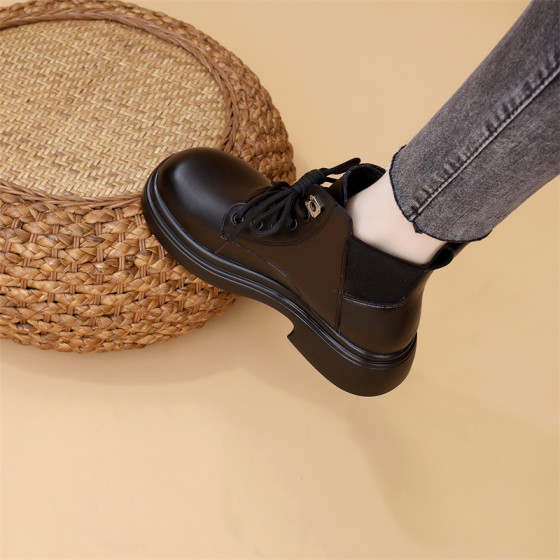 Popular versatile round toe thick sole Martin boots 2025 autumn and winter new fashion British style slim lace-up fashion boots for women
Popular versatile round toe thick sole Martin boots 2025 autumn and winter new fashion British style slim lace-up fashion boots for women